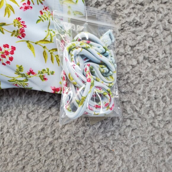 J. Crew cloud meadow blue floral Knot bandeau bikini top - Picture 3 of 9